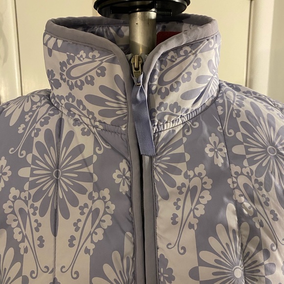 Patagonia, periwinkle blue down vest. Reduced to 50% for this weekend - Picture 4 of 8